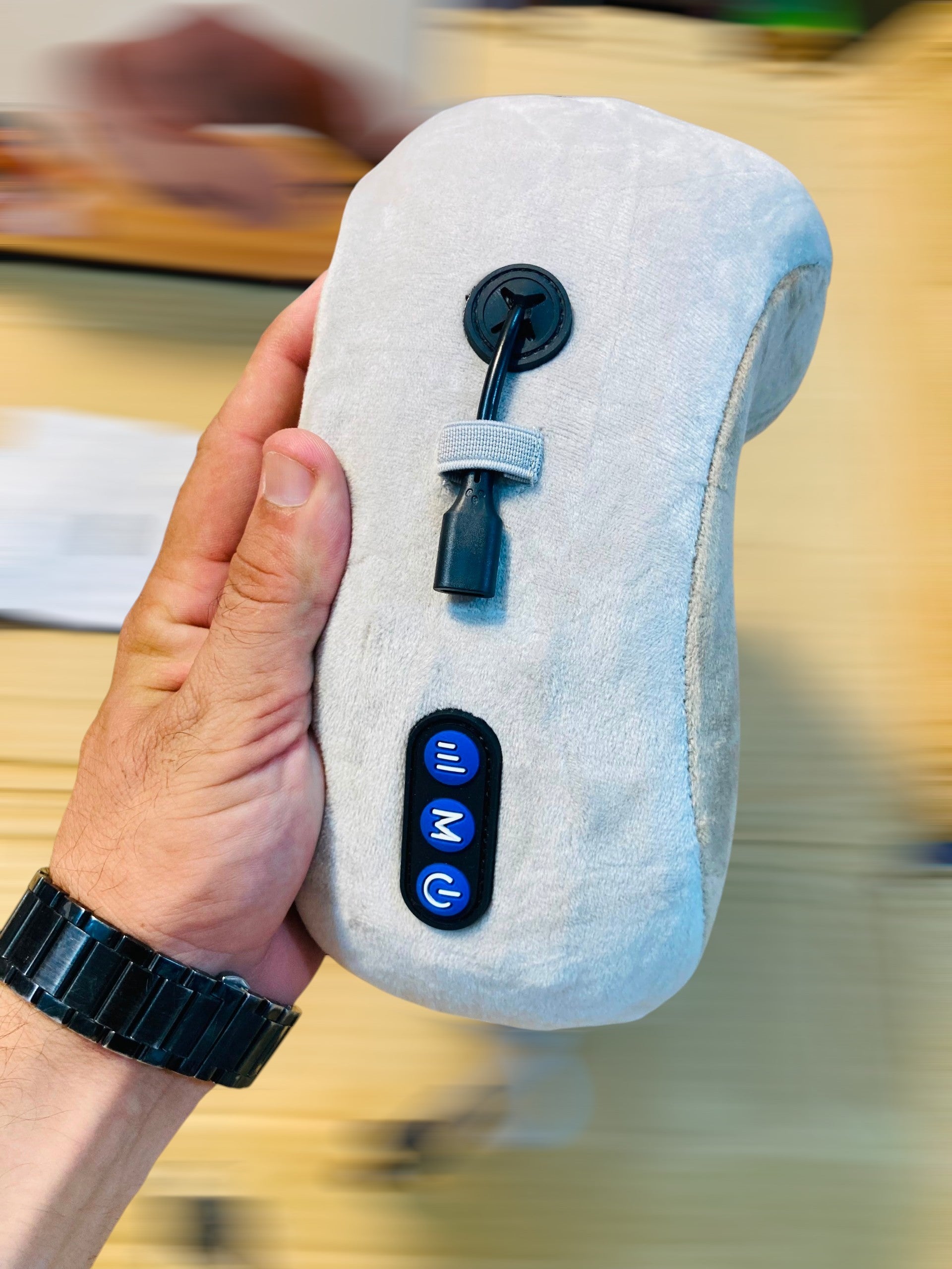 Blueidea Cordless & Rechargeable Neck Massage Pillow BLD-118