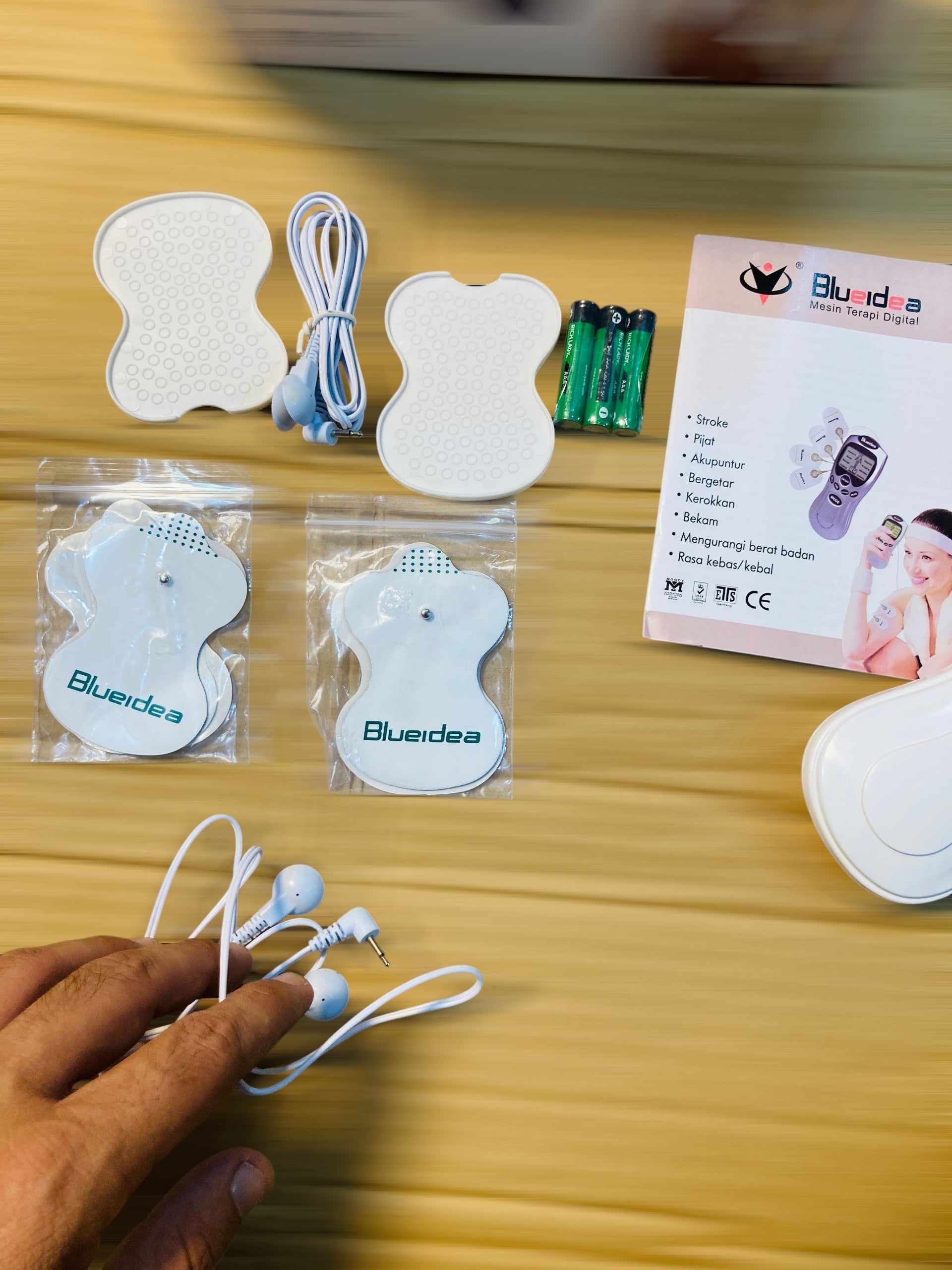 Blueidea Digital Therapy Machine Electronic Pulse Massager with Electrode Pads and Power Adapter
