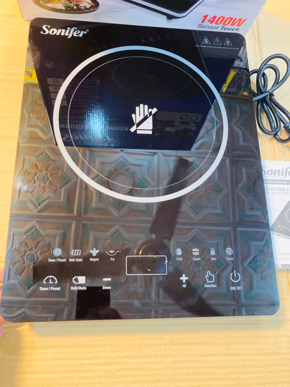Sonifer 1400W Portable Induction Cooker with Sensor Touch Control & Built-In Timer SF-3048