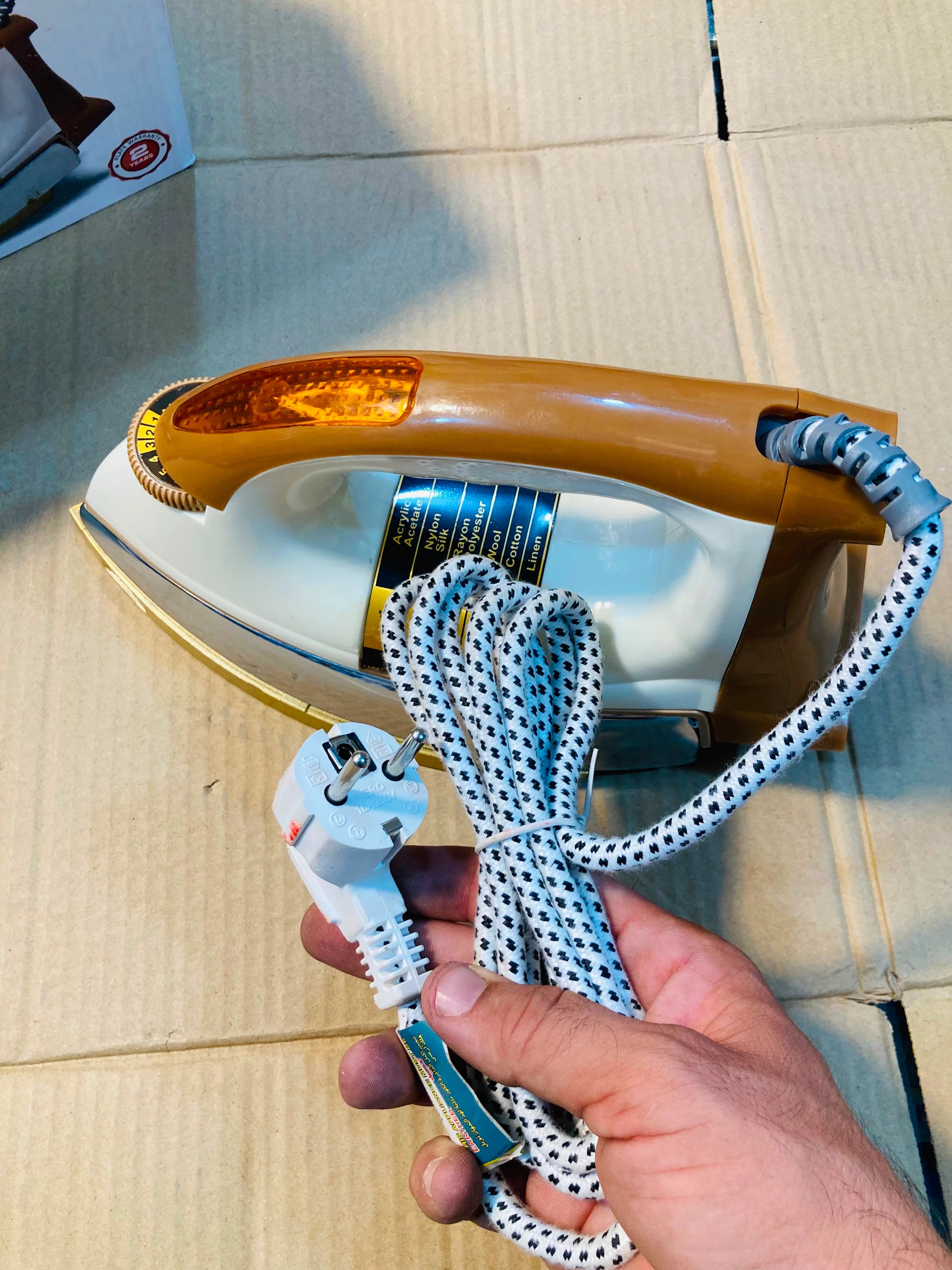 National AK & HB De-Luxe Automatic Heavy Weight Dry Iron, 1000W Energy Saving Iron with Non-Stick Coating Plate 1296-D6 QMAB
