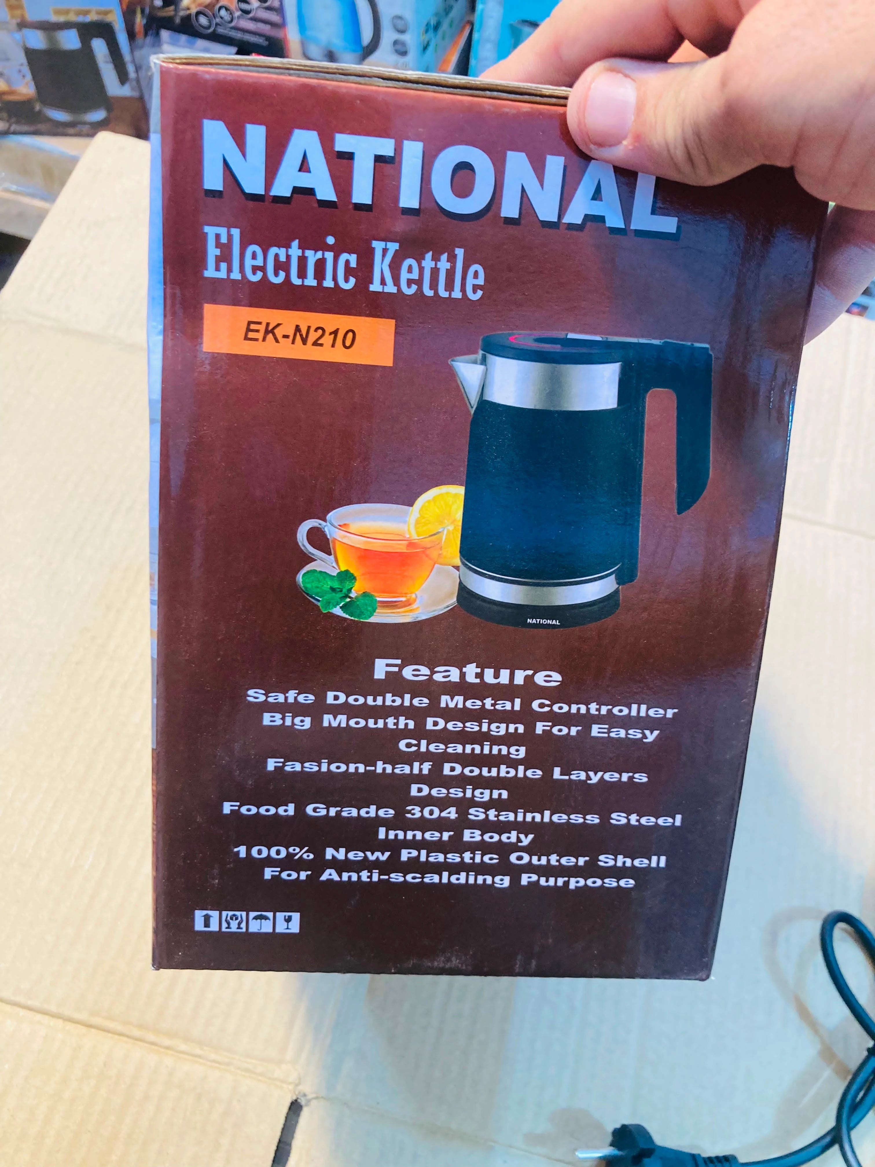 National 2000W Electric Kettle with Food Grade 304 Stainless Steel Inner Body and Anti-Scalding Outer Shell EK-N210
