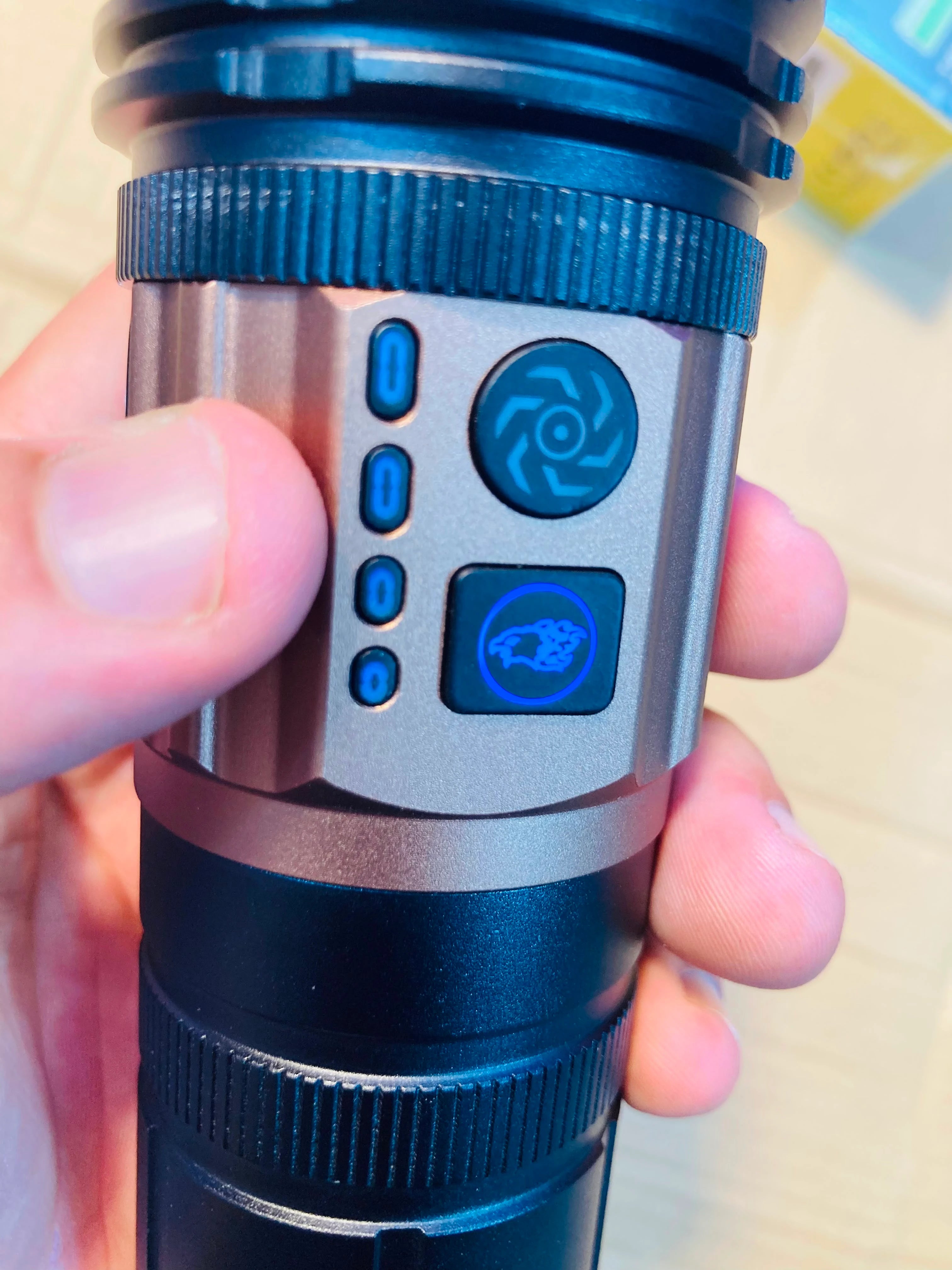 COBA  Aluminum Alloy Strong Light Flashlight with TG Wick, Side Light & 28800mAh Battery CB-G908