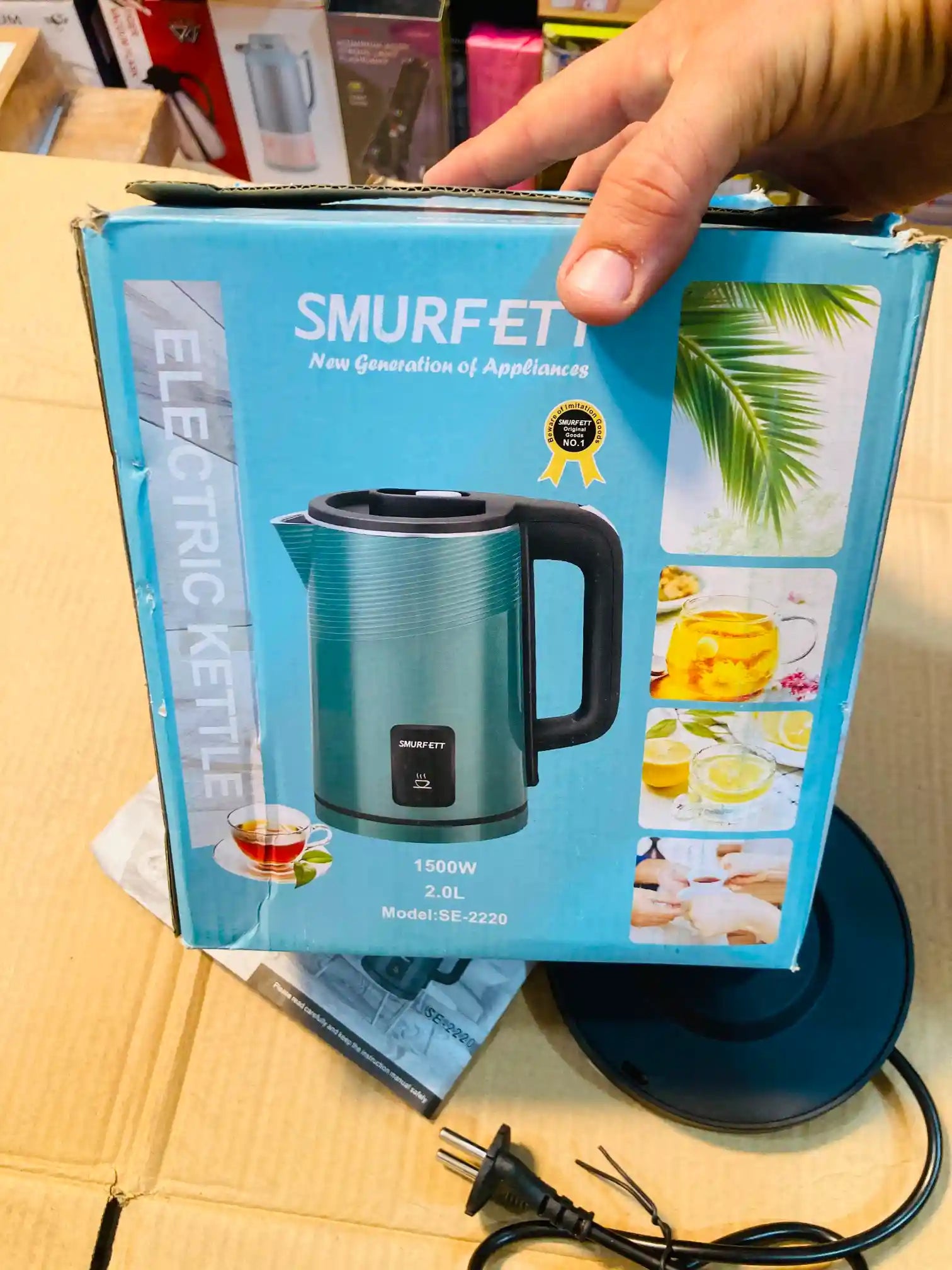 Smurfett 2.0L Electric Kettle, 1500W Cordless Stainless Steel Water Boiler with Auto Shut-Off and Boil-Dry Protection SE-2220