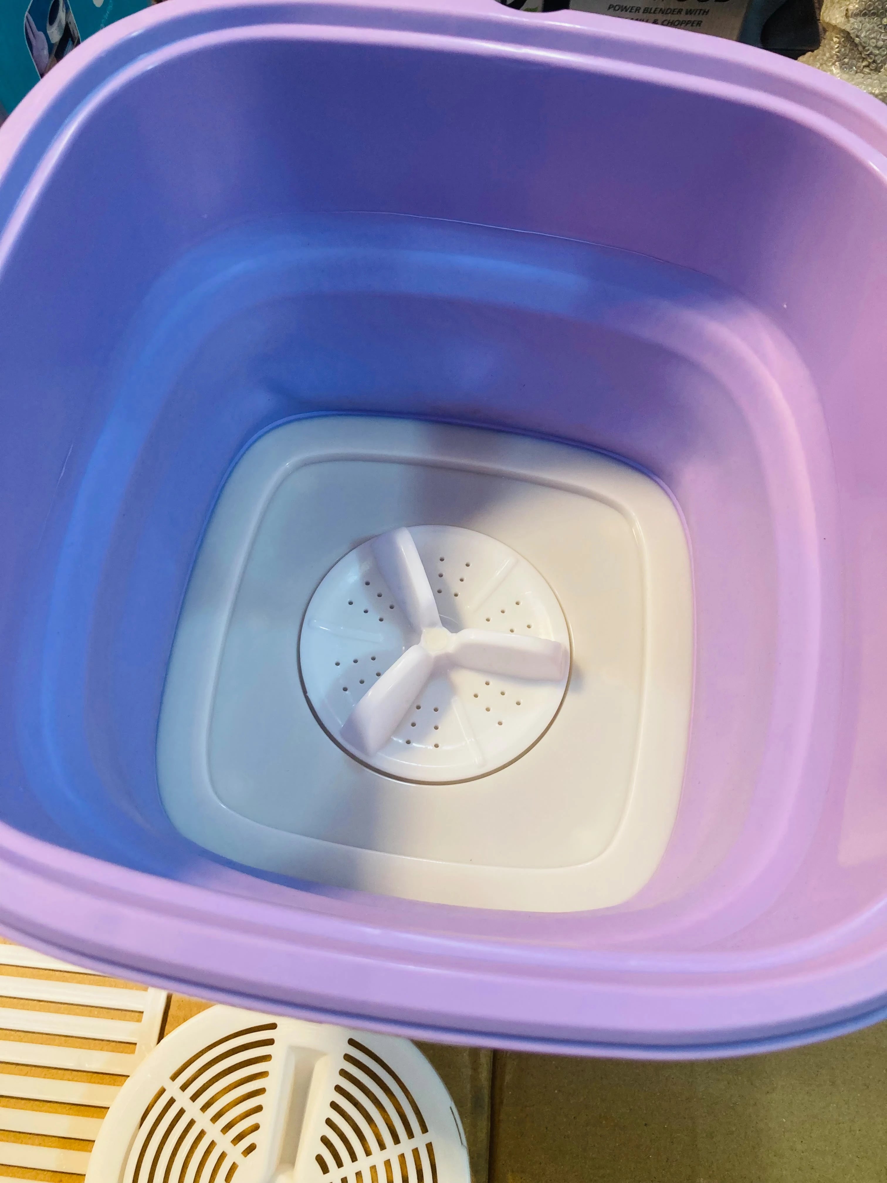 Portable Foldable Washing Machine with Drain Basket and Power Adapter – 11L Mini Compact Washer FP-8806