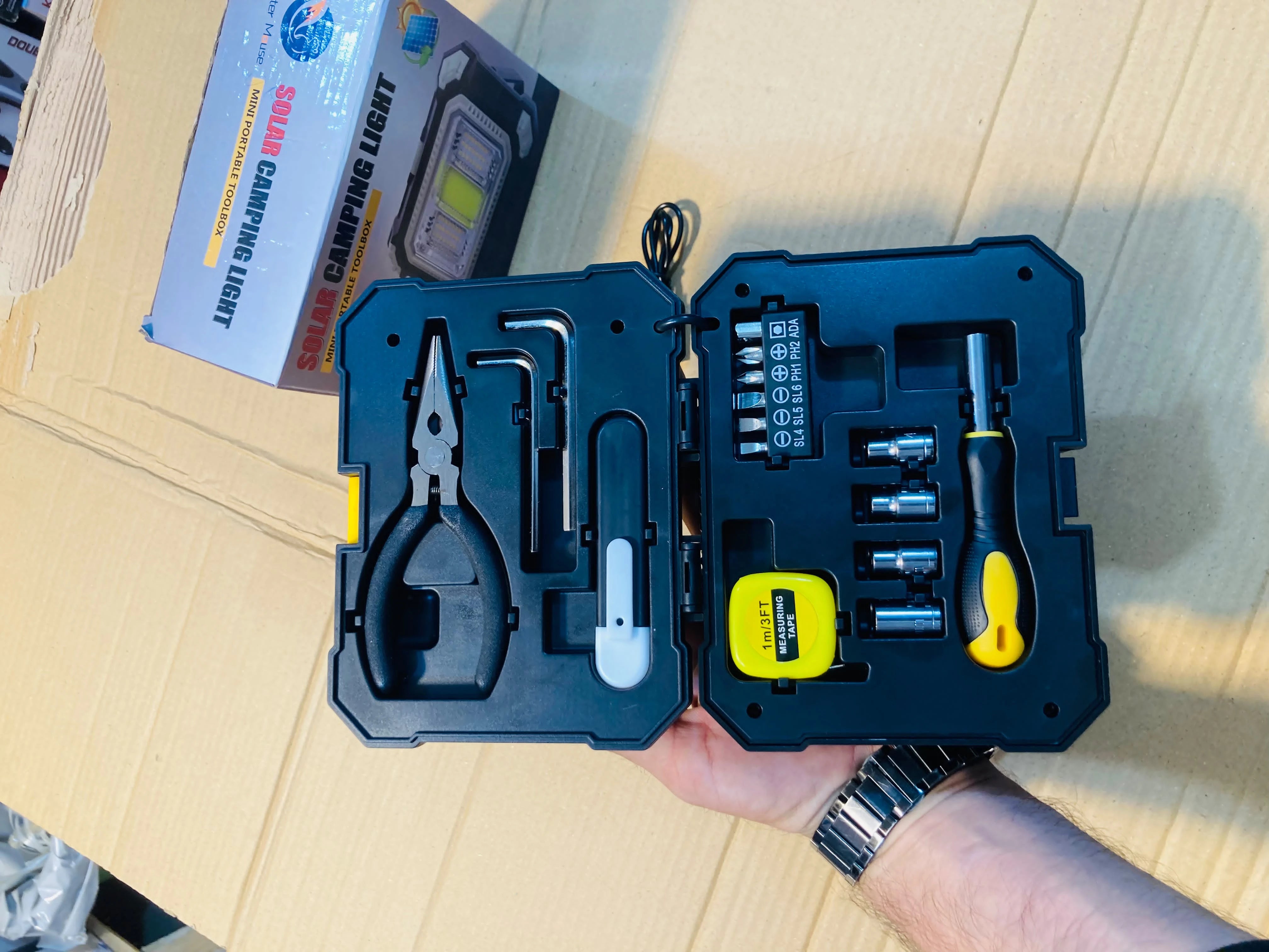 Solar Camping Light & Mini Portable Toolbox Set Rechargeable LED/COB Work Light with Solar Panel 2400mAh Power Display 7769-B