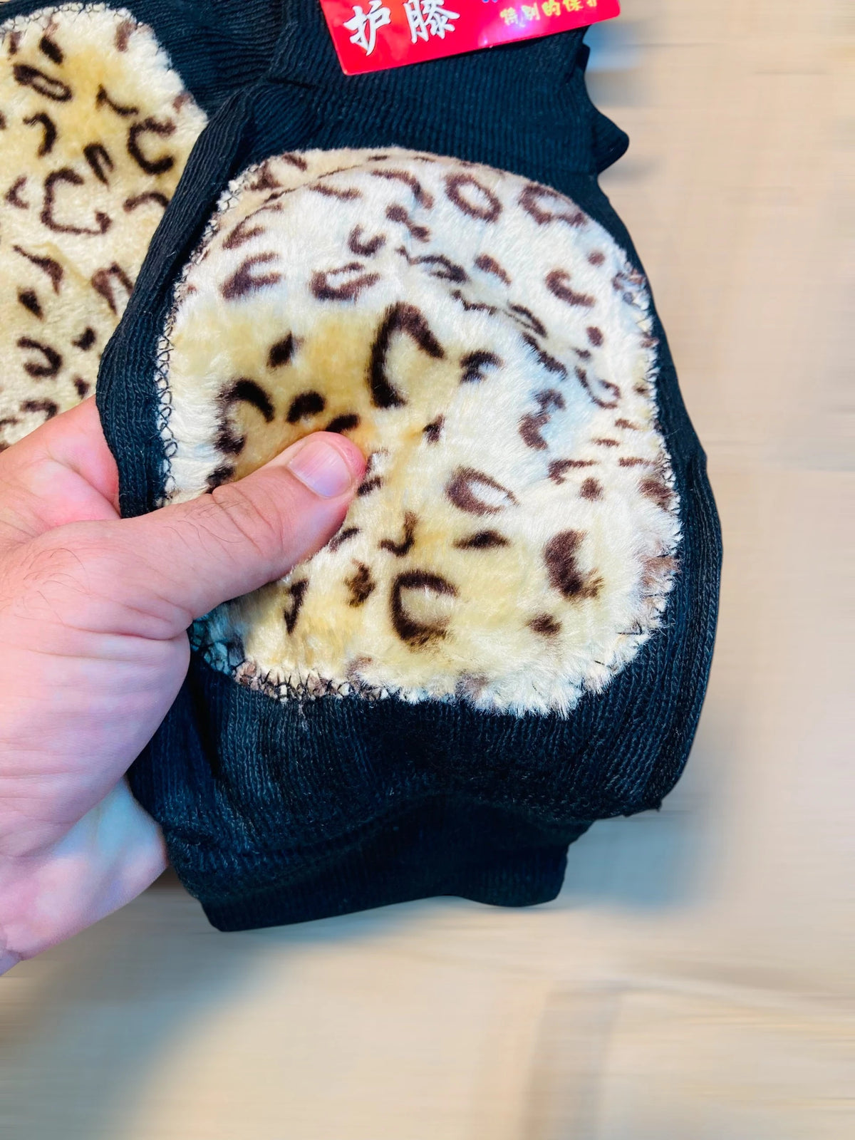 FASHION Thermal Knee Warmers with Faux Fur Lining and Adjustable Elastic Straps