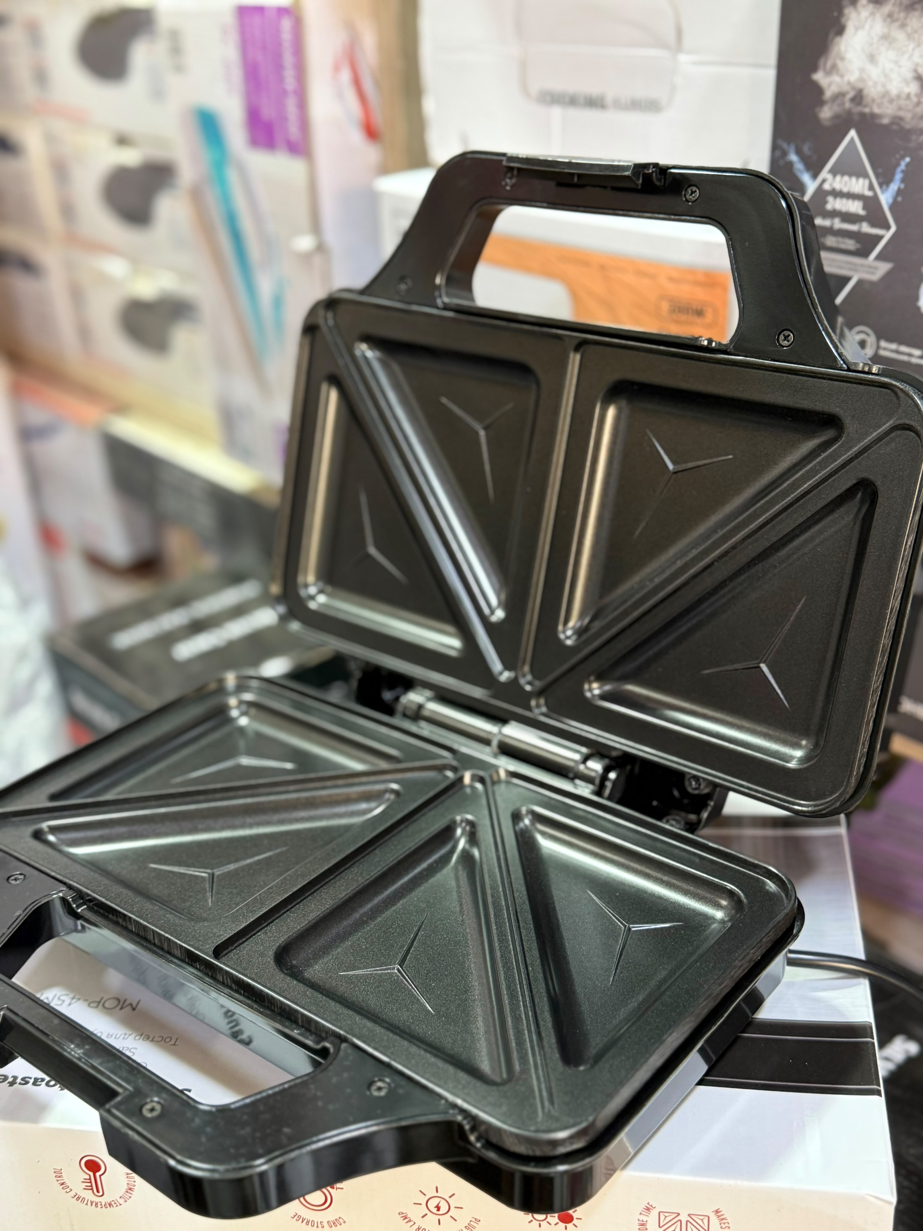 MPM Sandwich Maker Toaster 900W MOP-45M