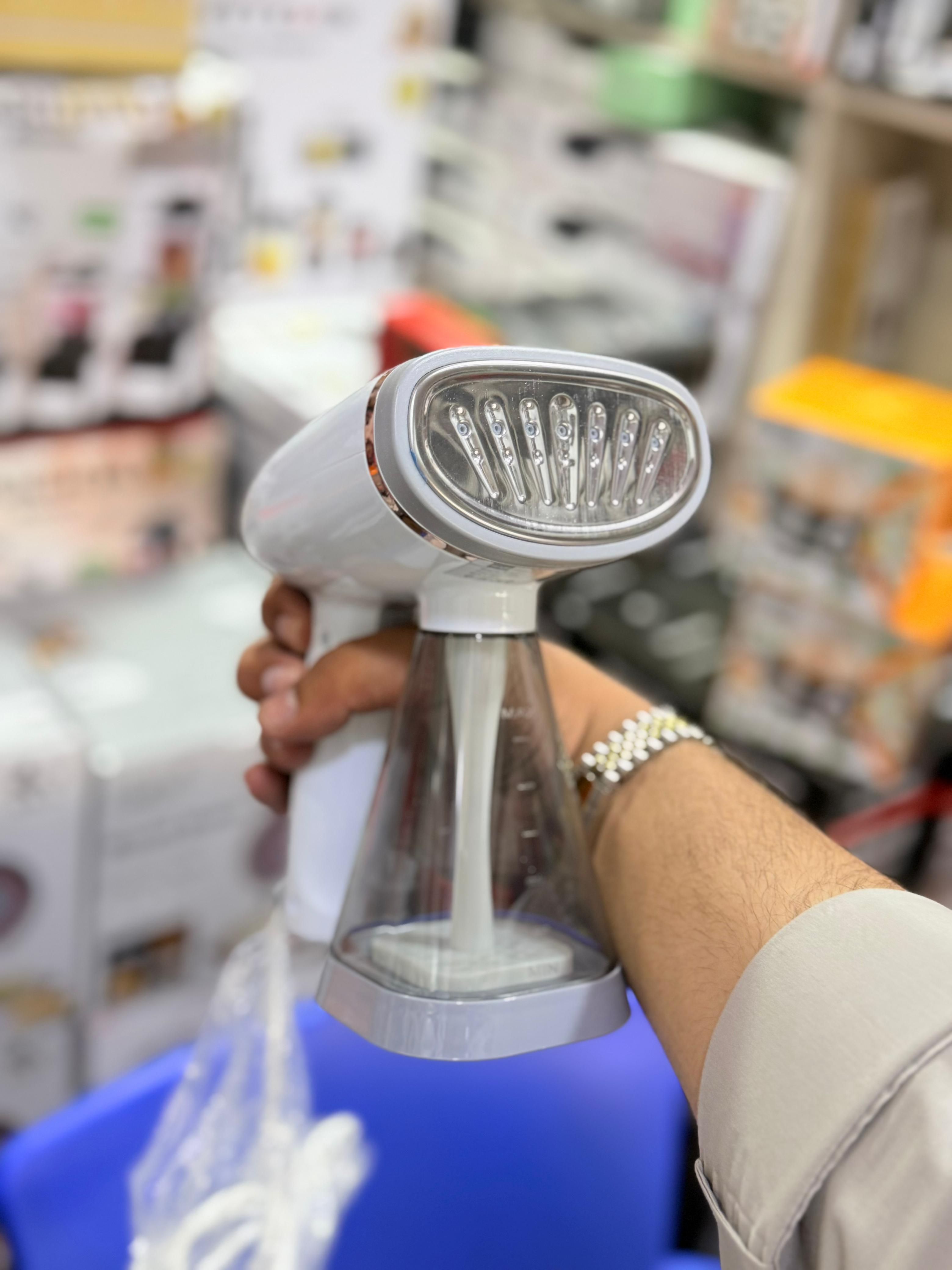 RAF Foldable Handheld 240ml Garment Steamer R.1326