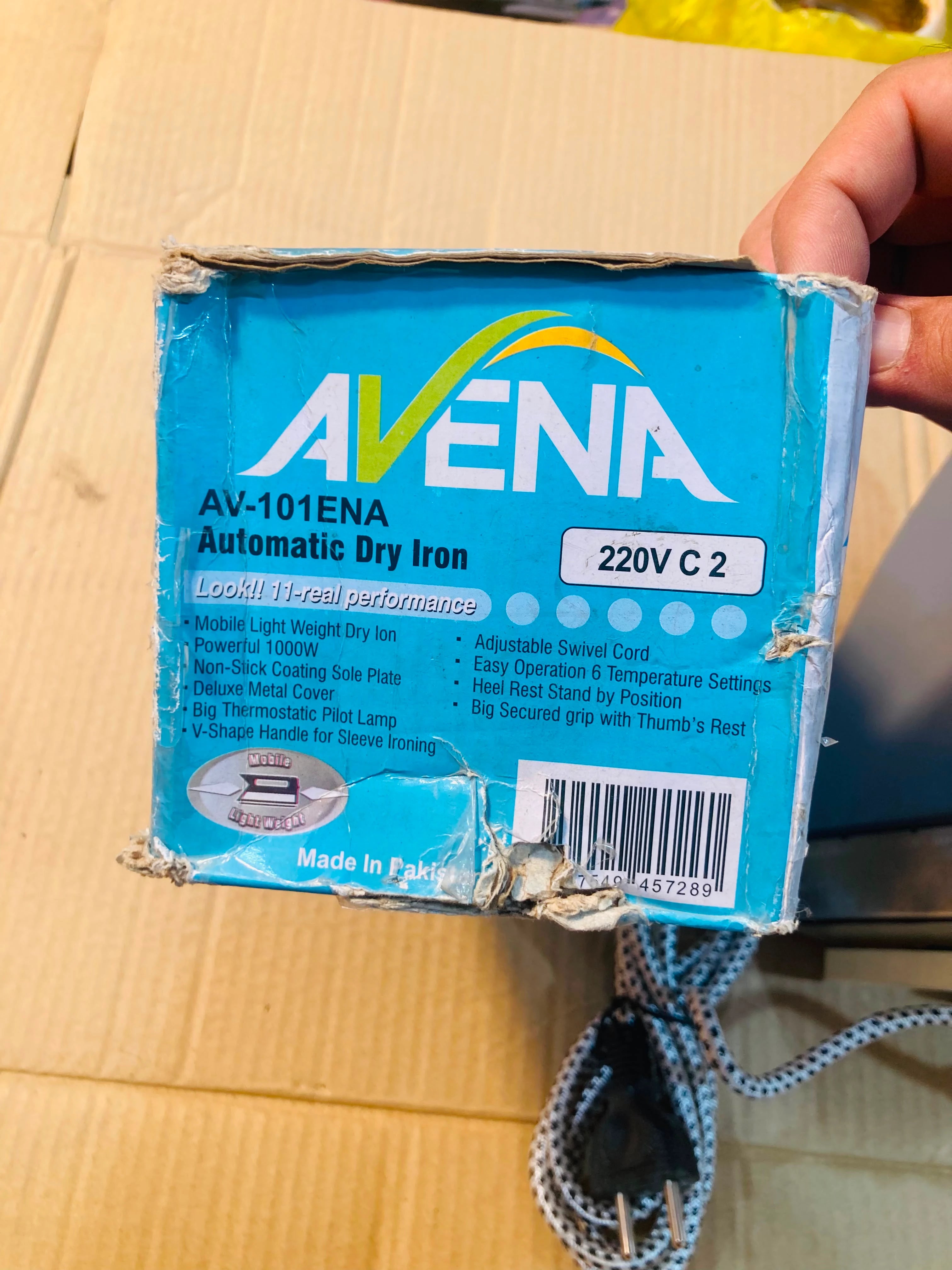 Lot Imported Avena Automatic Dry Iron with 1000W Power, Non-Stick Soleplate, and 6 Temperature Settings AV-101ENA