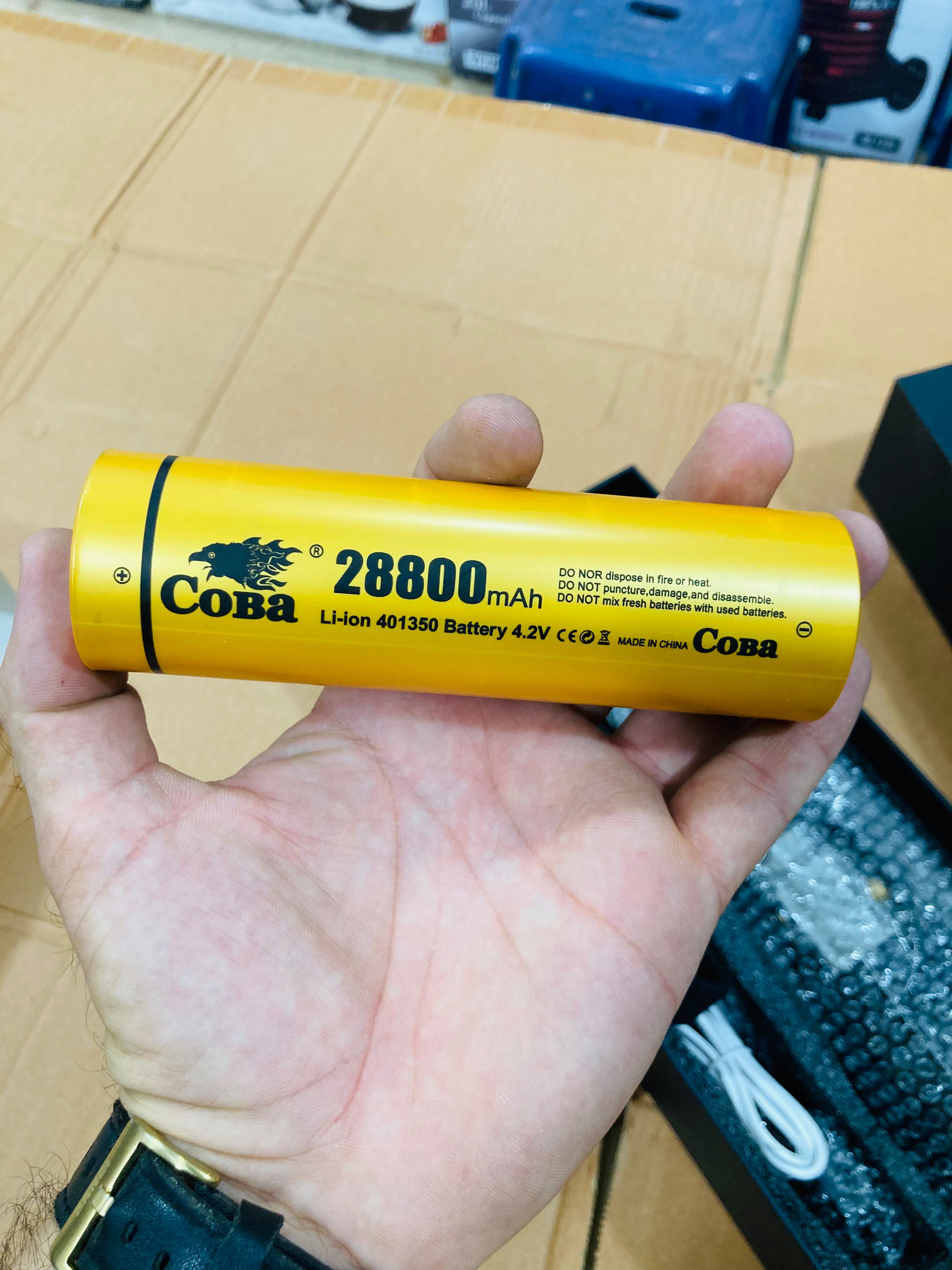 COBA Powerful Long Range Super Handheld Led Flashlight Torch CB-G648