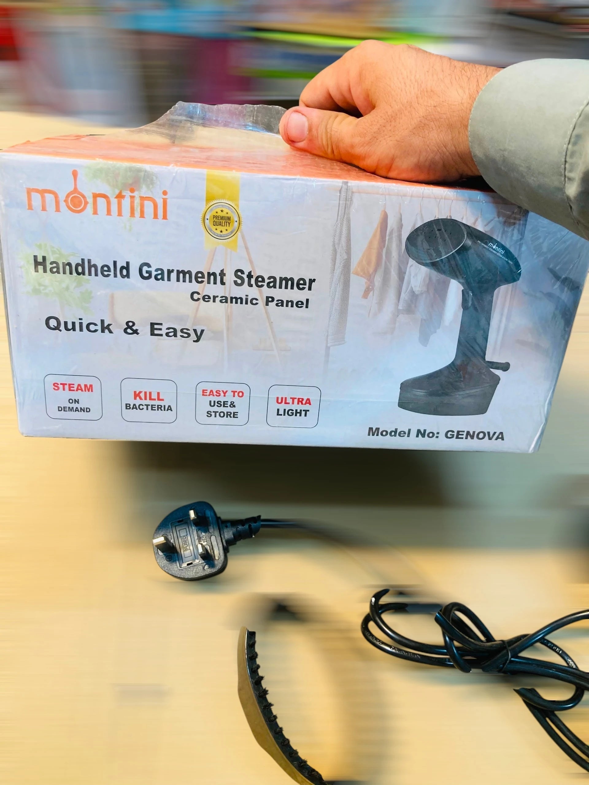 Montini Handheld Garment Steamer, 1500W Portable Fabric Steamer with Ceramic Panel, 400ml Detachable Water Tank GENOVA