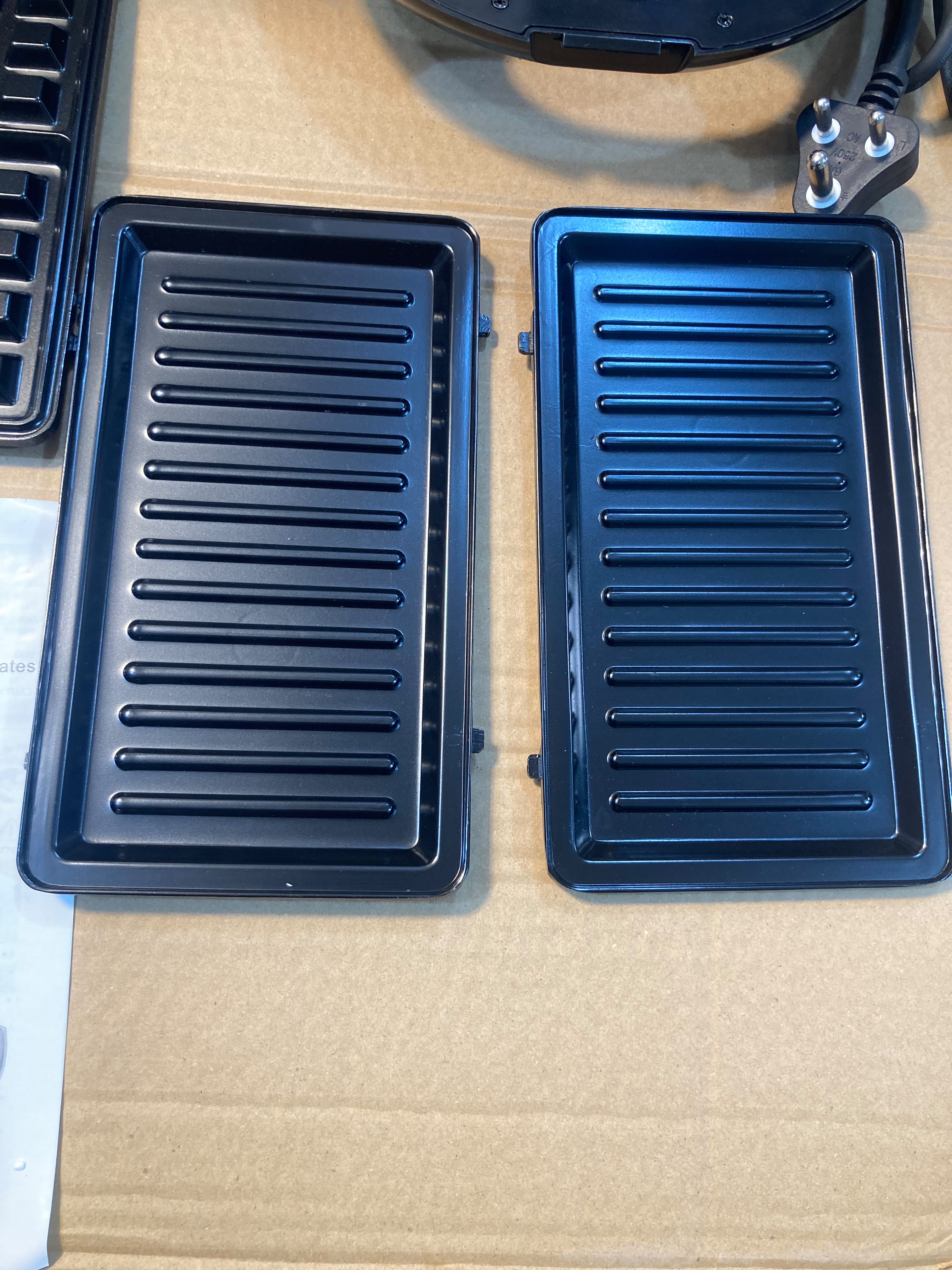 Elekta 3 in 1 Sandwich and Grill Maker 700W EST-55SWG