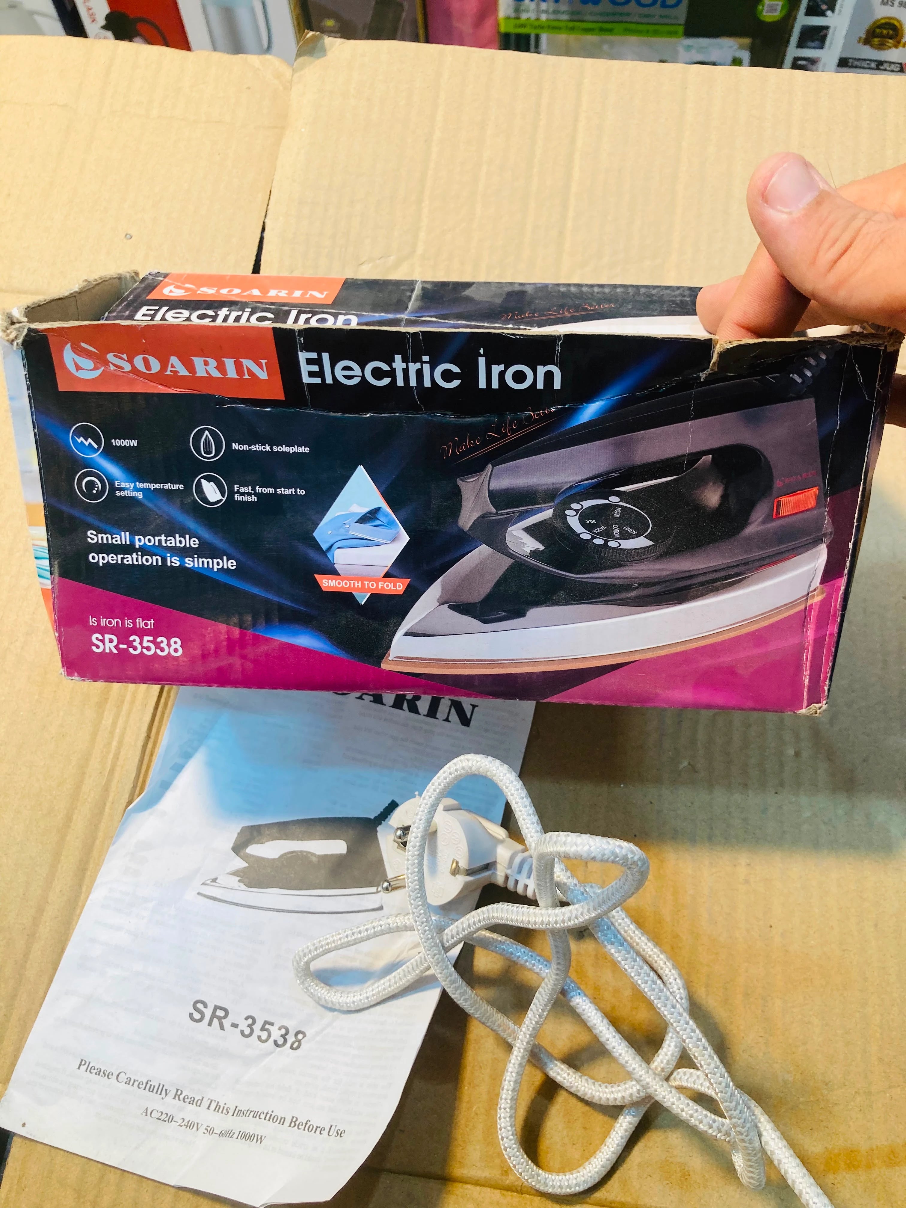 Lot Imported Soarin Portable Electric Dry Iron - Lightweight 1000W Travel Flat Iron with Non-Stick Soleplate & Easy Temperature Control SR-3538