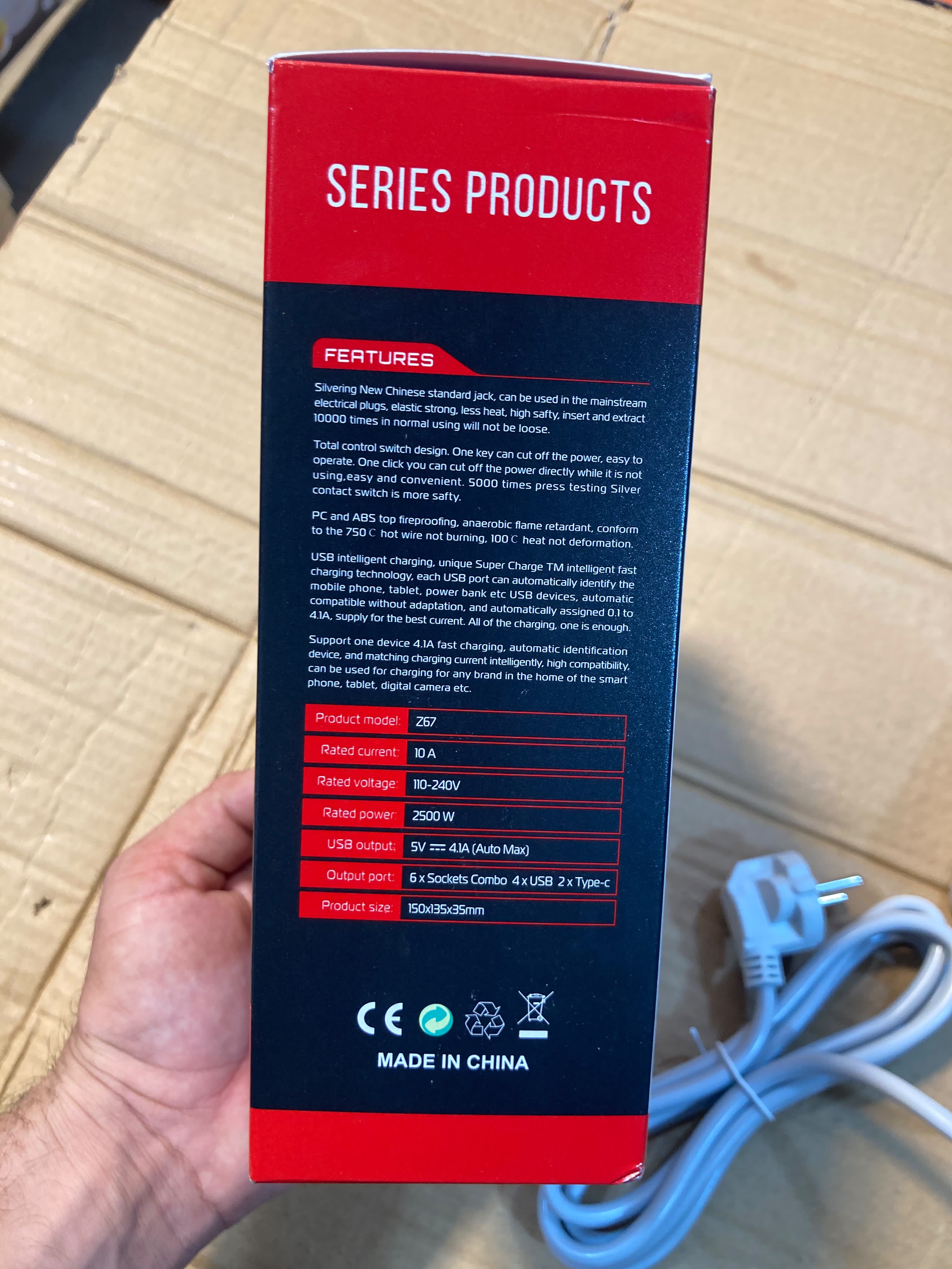 Z67 6-Outlet Safety Power Extension Board with Built-In USB Charger