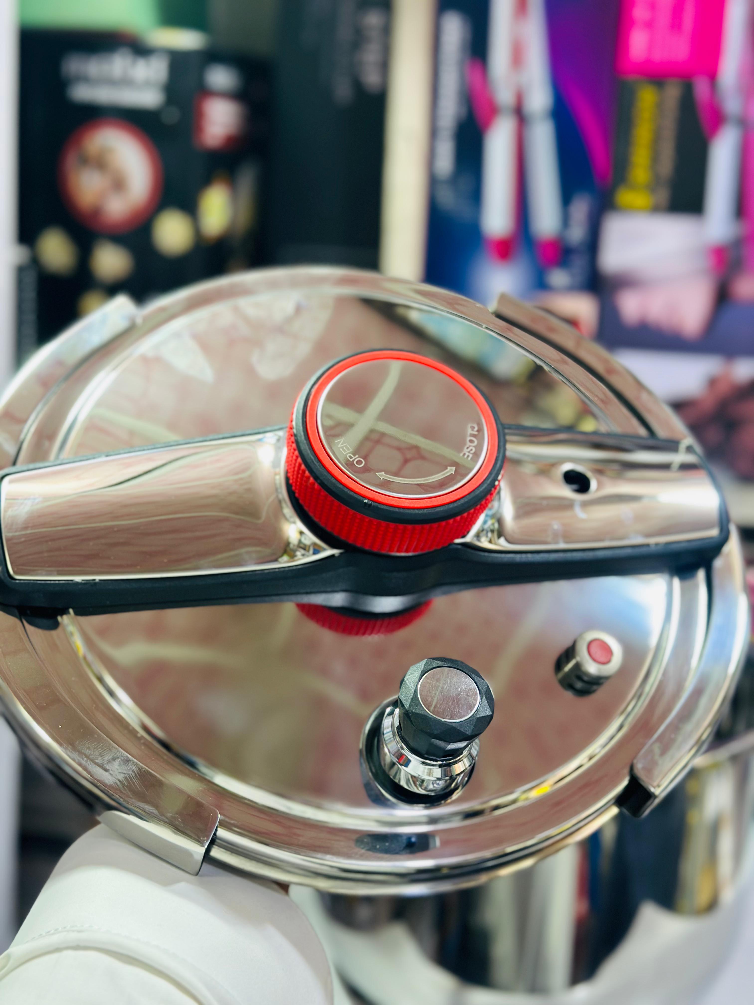 Lot Imported Stainless Steel Pressure Cooker 9L