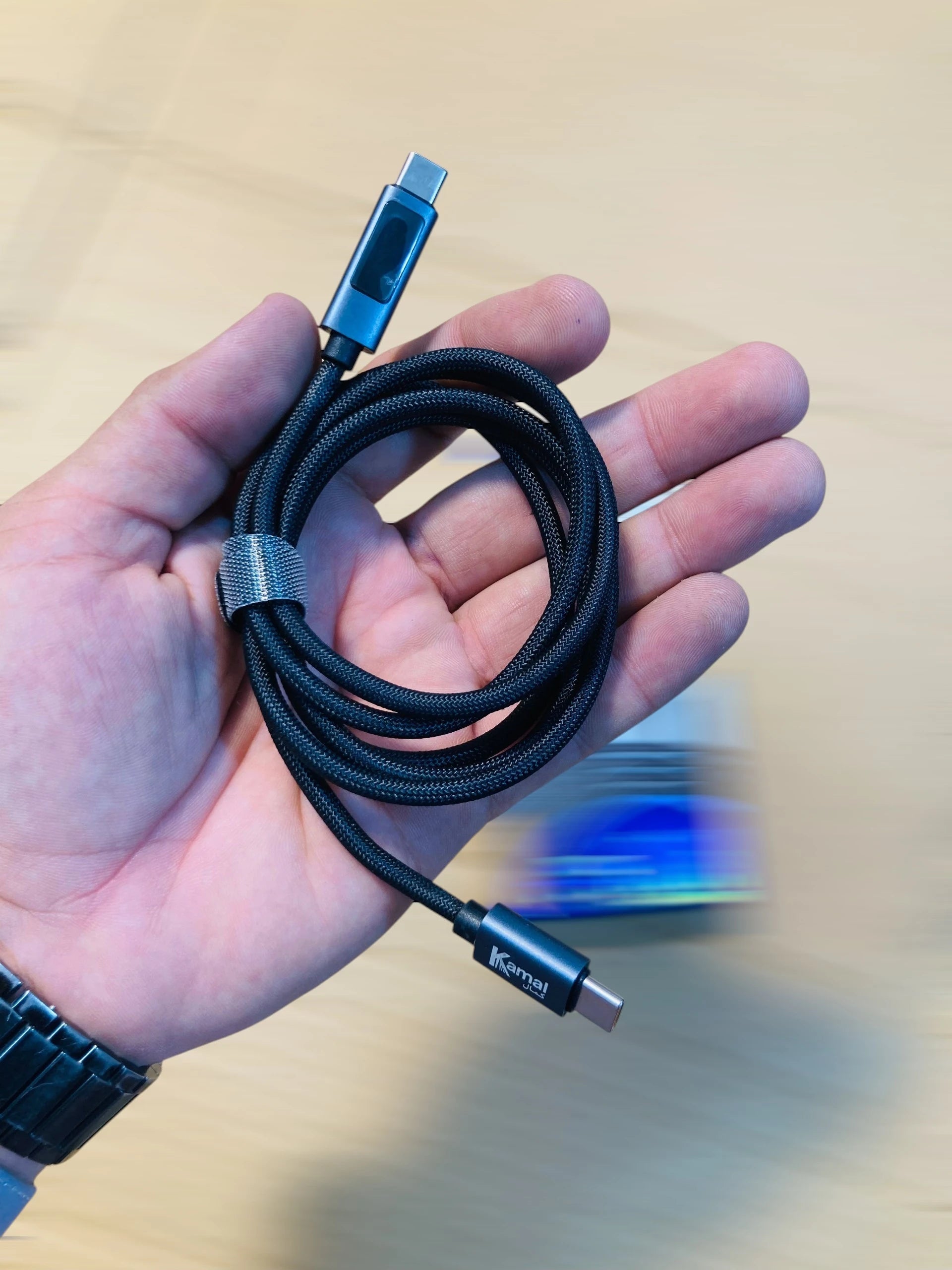 Kamal 100W Type-C to Type-C Fast Charging Cable with LED Digital Power Display 1M Braided USB-C Data Cable