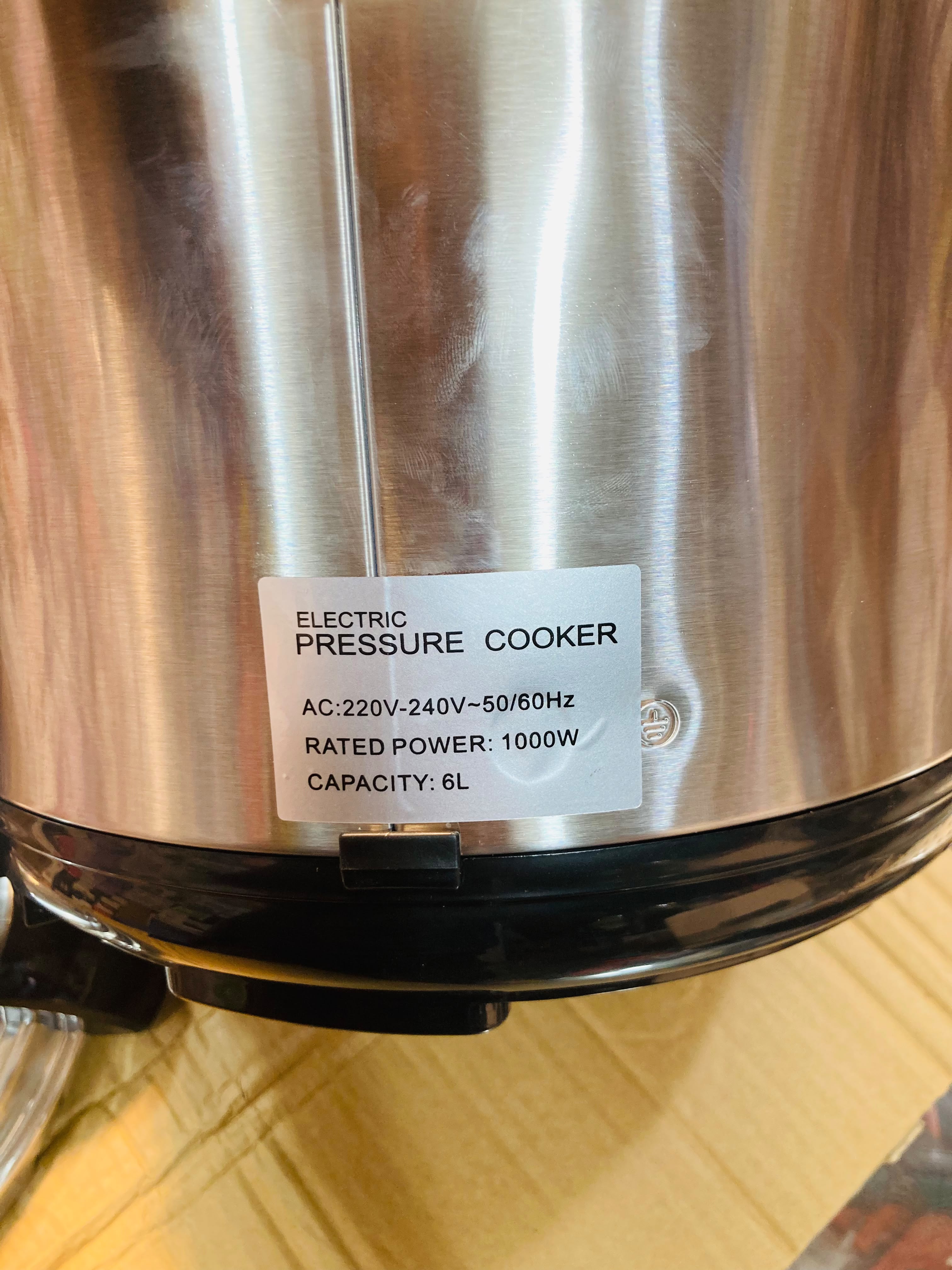 Super Crest 10-in-1 1000W Electric Pressure Cooker 6L,  SCT-3002