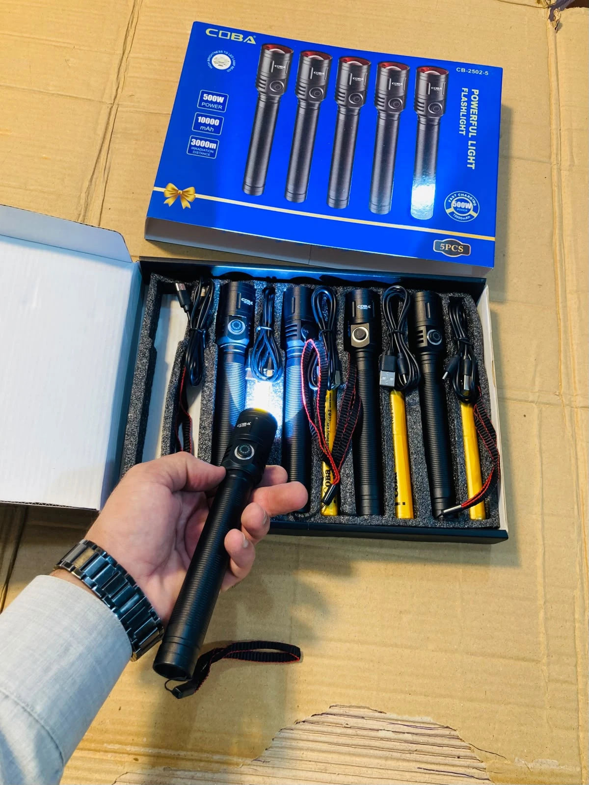 COBA 5 High-Power 500W LED Flashlight Set 3000m Beam Distance Telescopic Zoom 10000mAh Rechargeable Li-ion Battery CB-2502