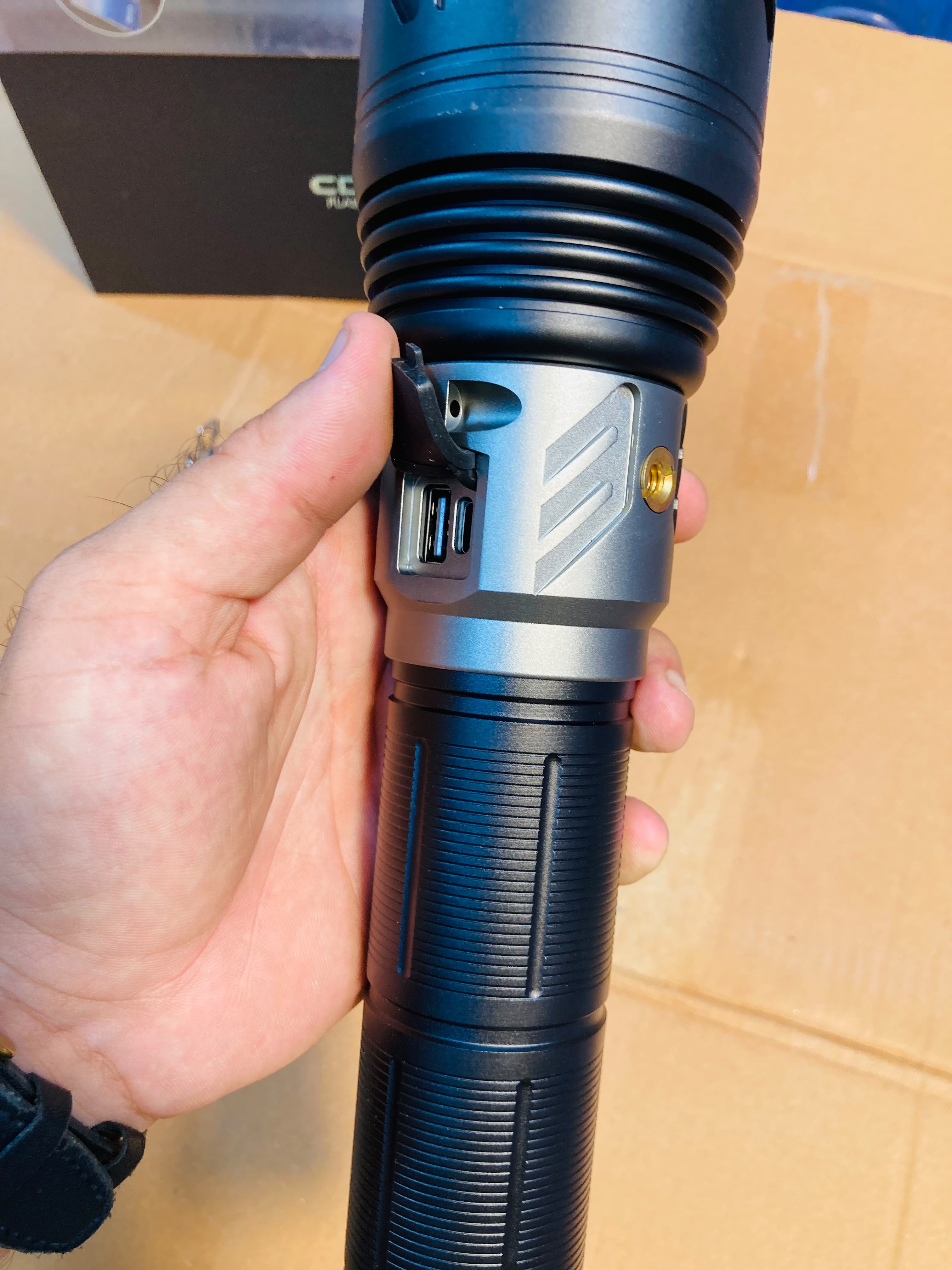 COBA Powerful Long Range Super Handheld Led Flashlight Torch CB-G648
