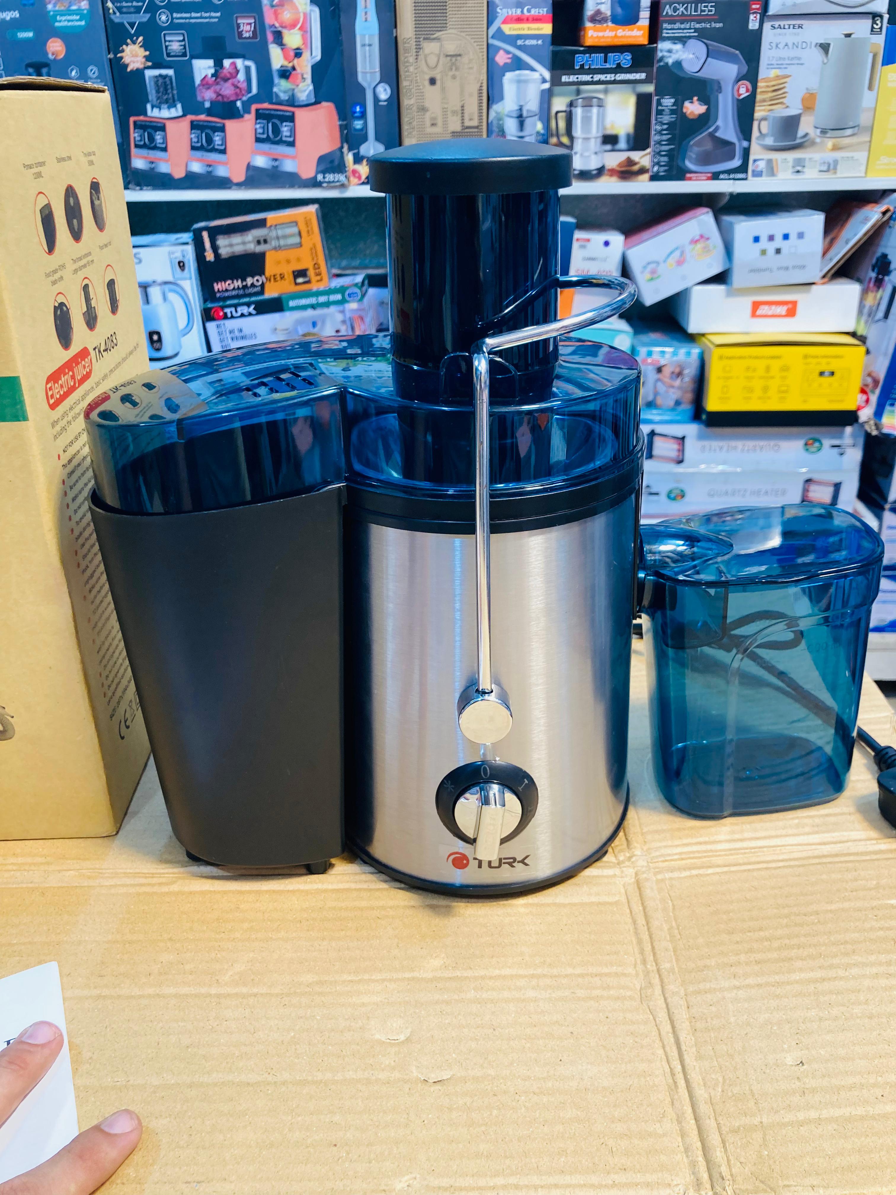 TURK Electric Juice Extractor 400W High Yield Juicer with 2.5L Pulp Container & Juice Pitcher TK-4083