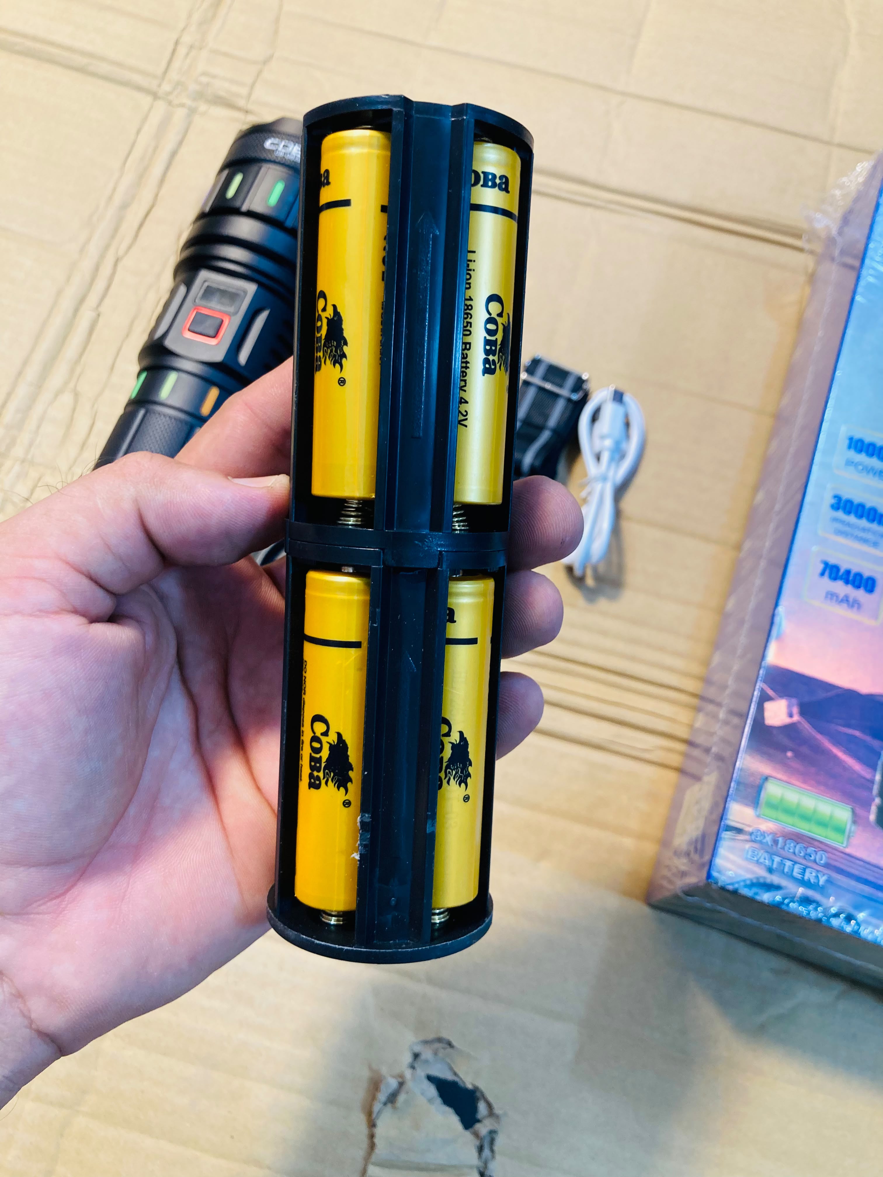 COBA CB-G626 Powerful LED Flashlight with Digital Power Display, Stretch Zoom, and Multi-Battery High-Capacity Pack