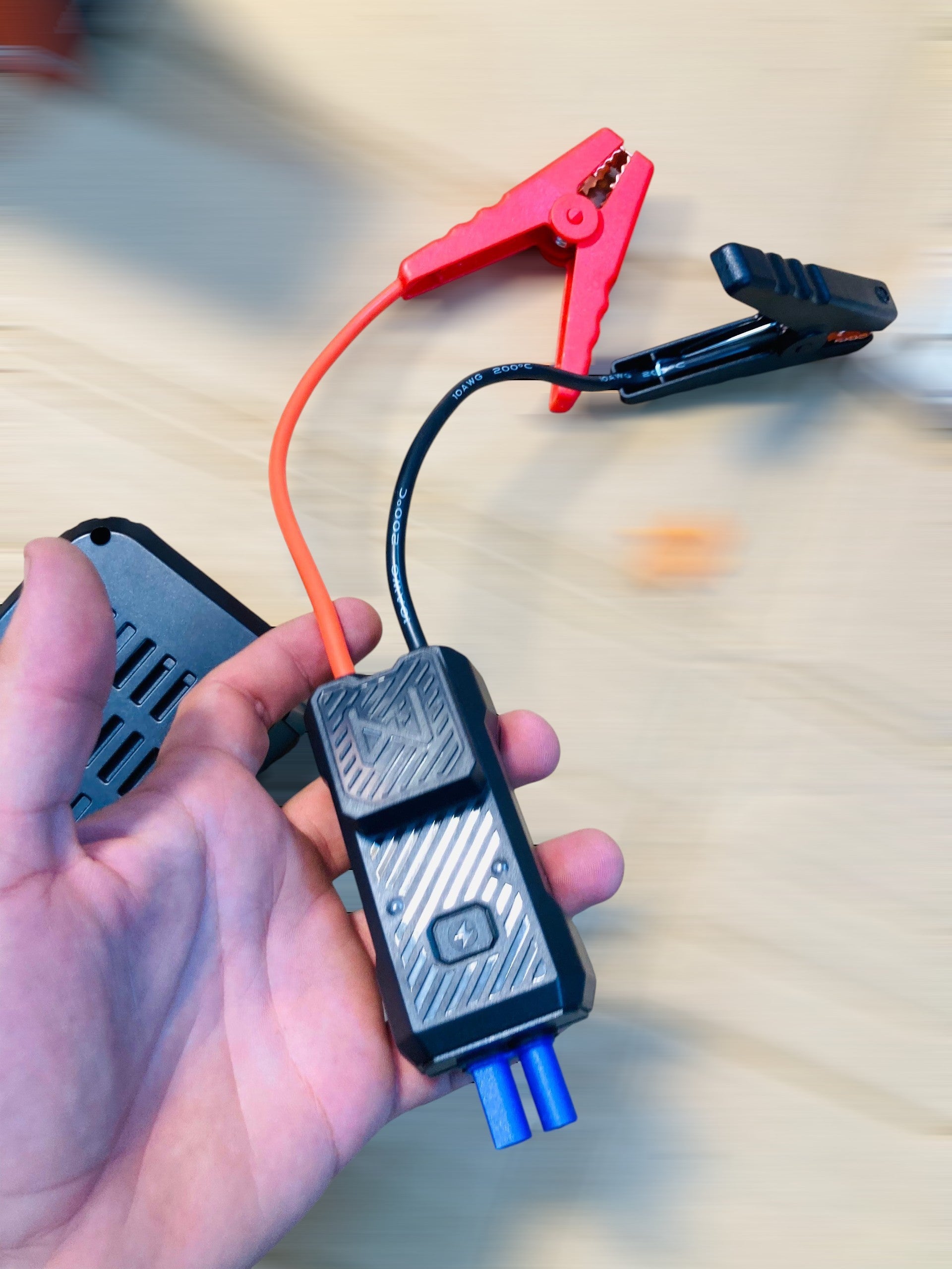 Imported 4-in-1 Emergency Portable Car Jump Starter with an Integrated Digital Air Compressor 1920