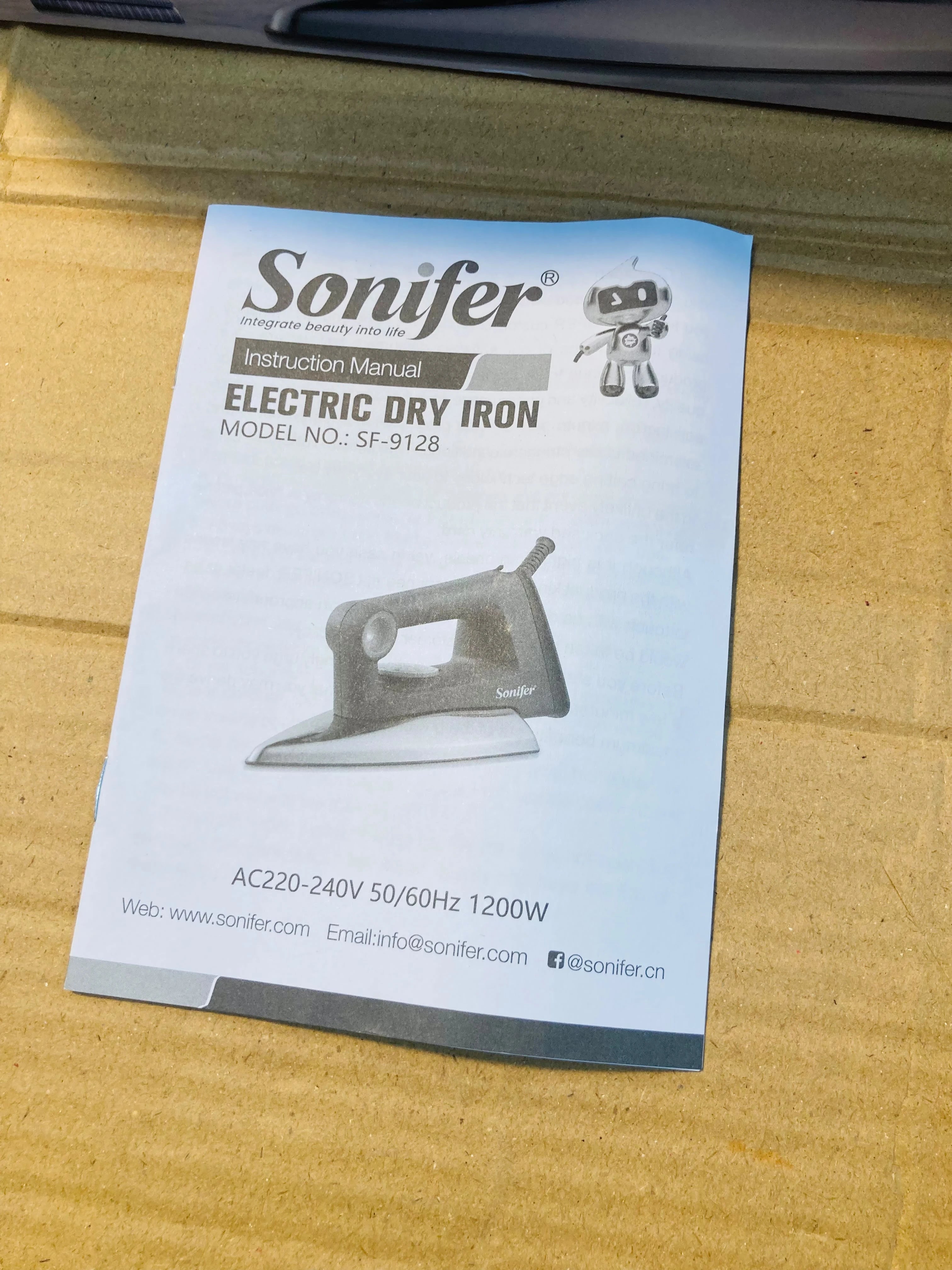 Sonifer Electric Dry Iron 1200W  Teflon Non-Stick Soleplate, Adjustable Temperature Control & Overheating Safety Protection SF-9128