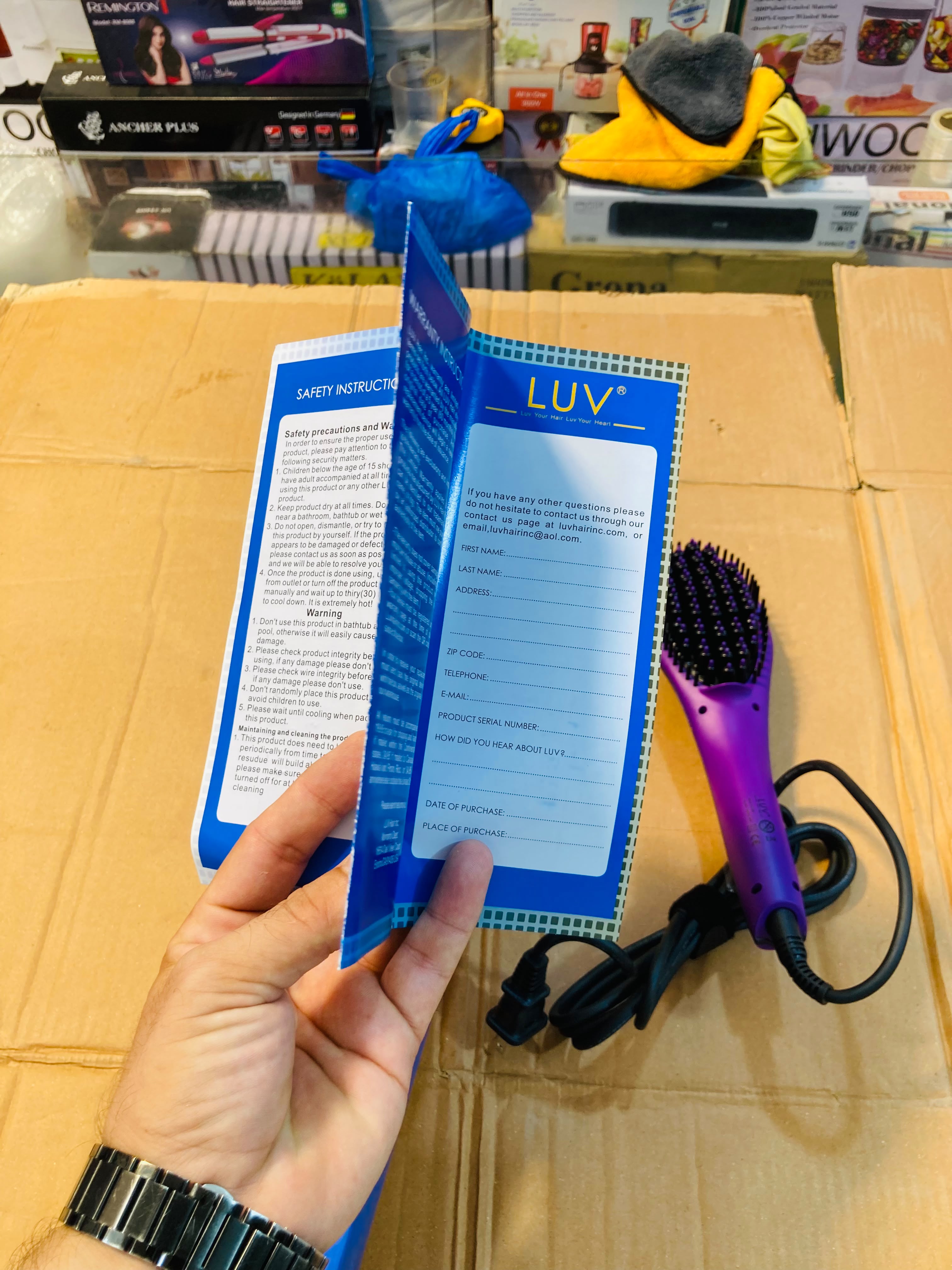 LUV Ceramic Hair Straightening Brush