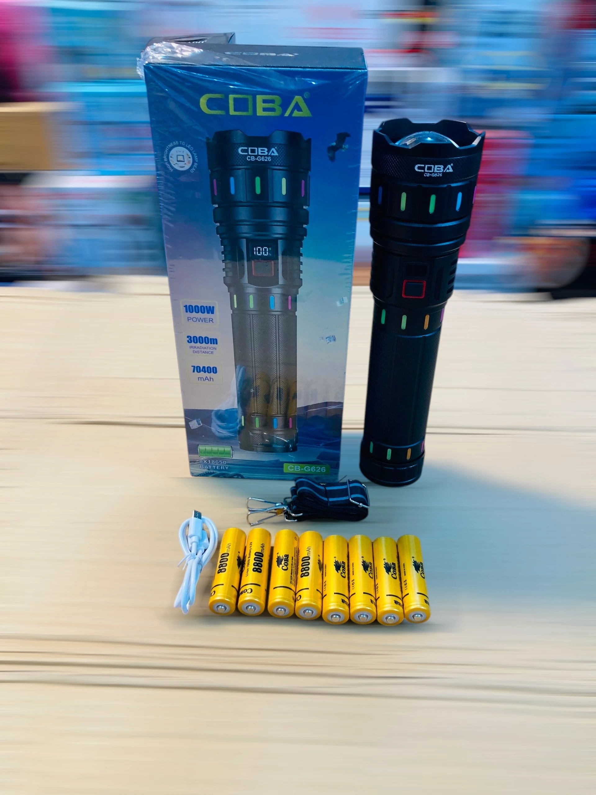 COBA CB-G626 Powerful LED Flashlight with Digital Power Display, Stretch Zoom, and Multi-Battery High-Capacity Pack